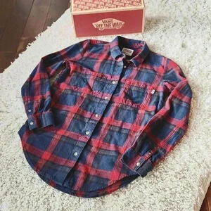 VANS Plaid Flannel in the Size‎ S